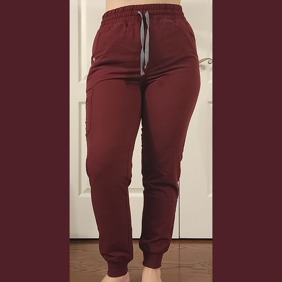 FIGS high-waisted Zamora scrub pants - Picture 2 of 5